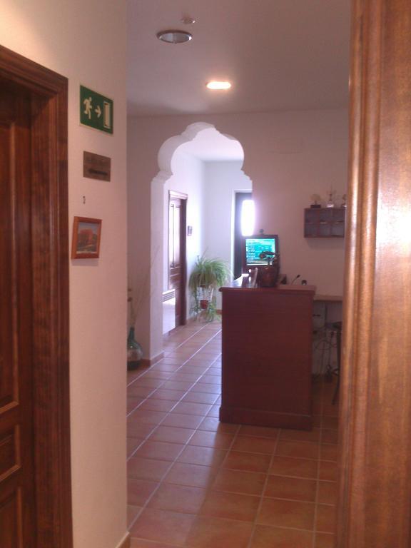 Hostal Rural La Casa Verde Cheles ภายนอก รูปภาพ